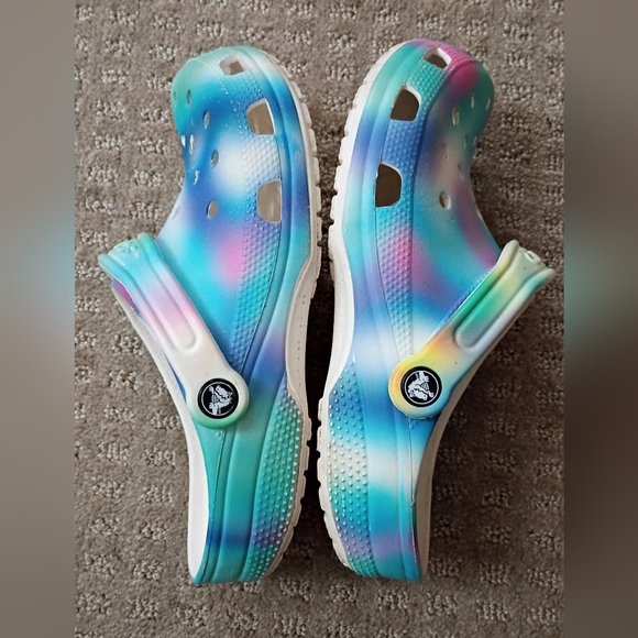 CROCS Multi Color Clogs - Picture 3 of 6